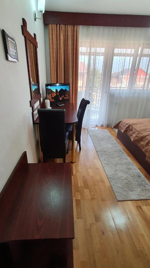Pensiunea Select Arad Extérieur photo